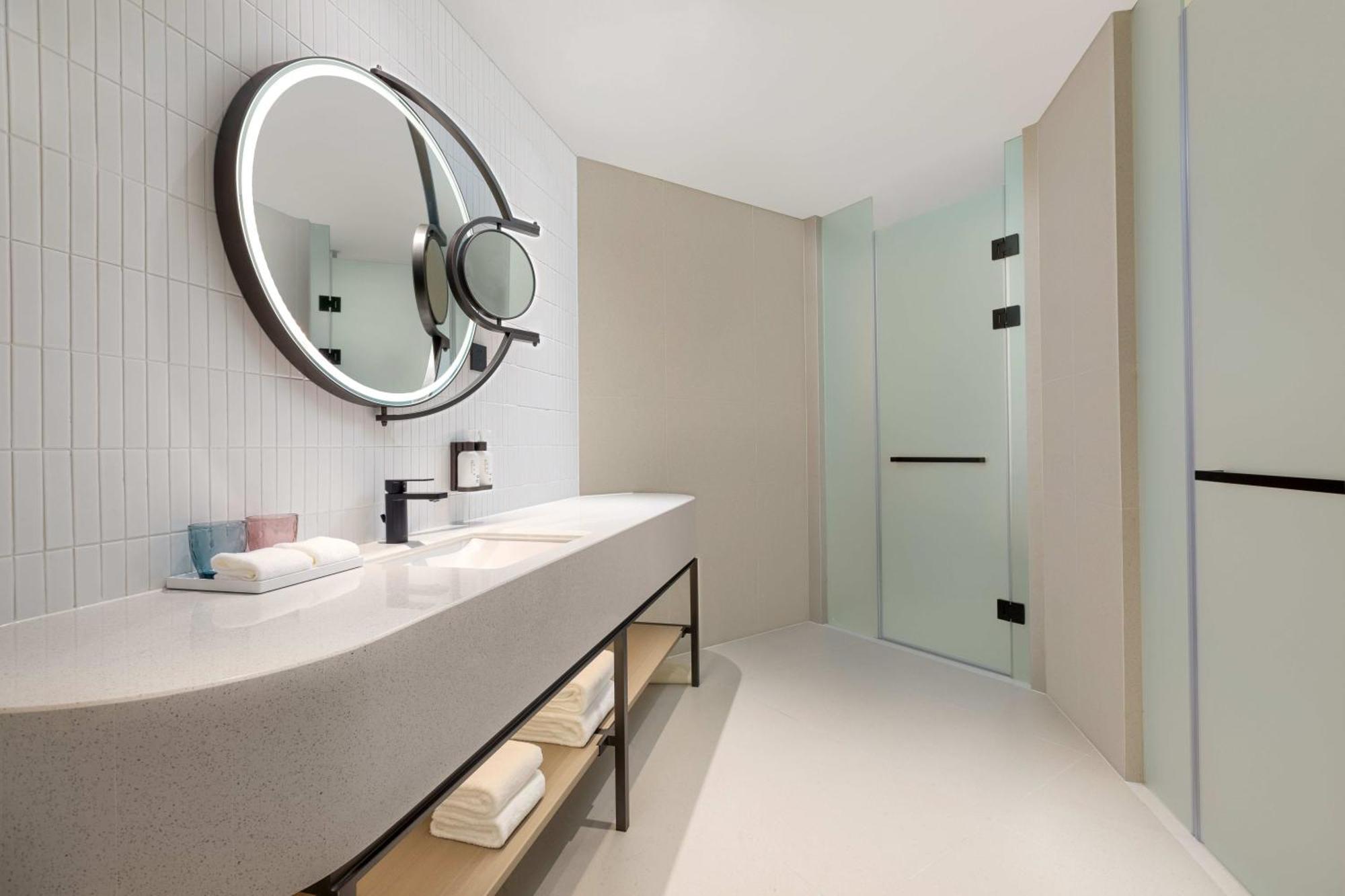 Hotel Even Hongqiao Cbd By Ihg 5*