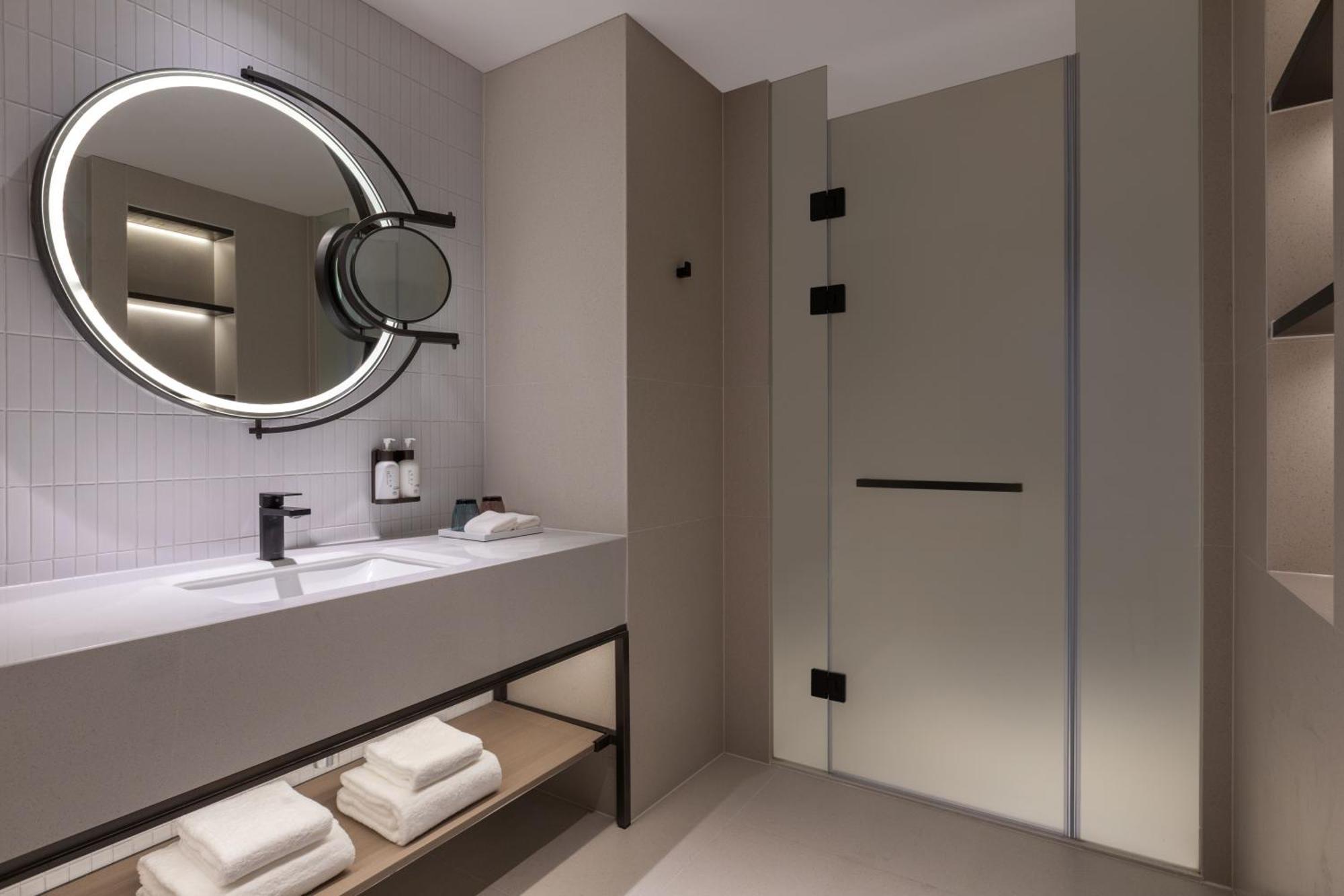 Even Hongqiao Cbd By Ihg 5* Shanghai