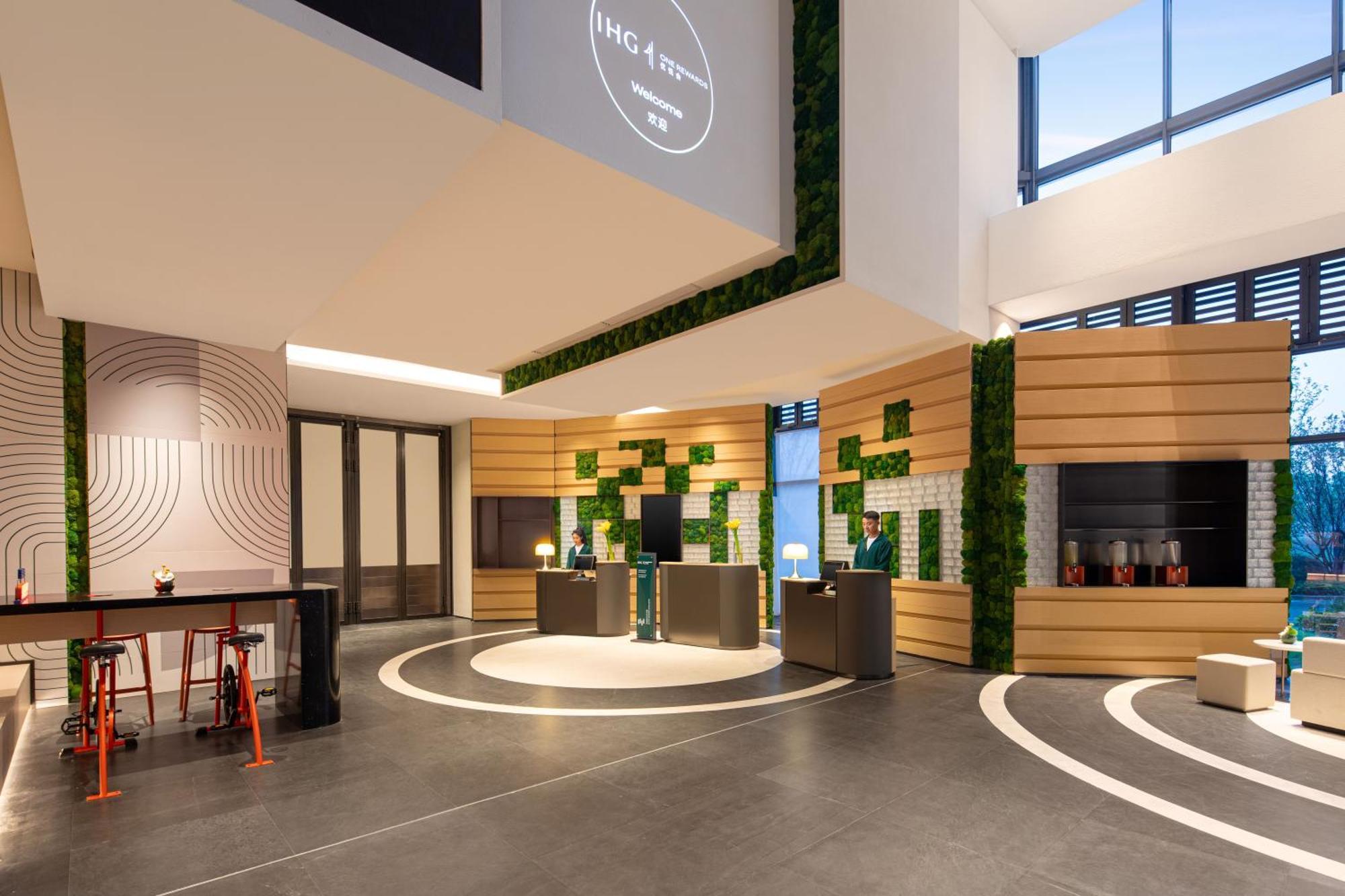 Even Hongqiao Cbd By Ihg