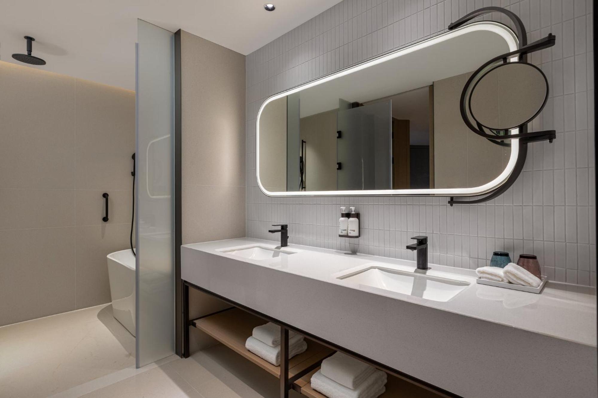 Even Hongqiao Cbd By Ihg Hotel