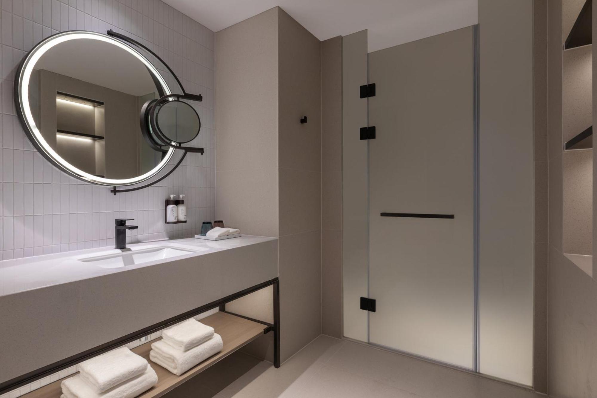 Even Hongqiao Cbd By Ihg Hotel Shanghai
